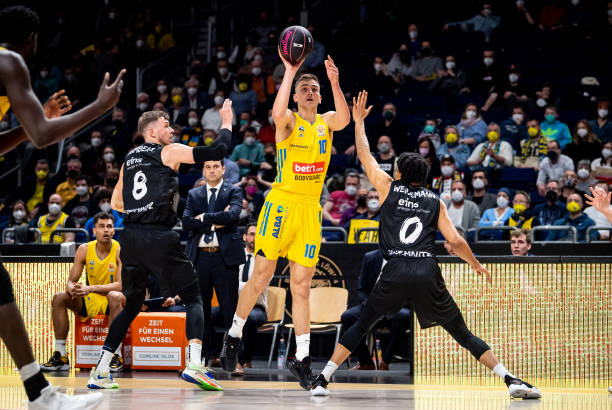 球员意愿往 球员意愿往