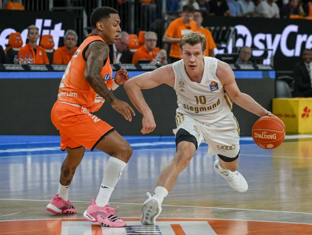 尼古拉斯 尼古拉斯