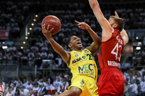 周琦选择詹 周琦选择詹